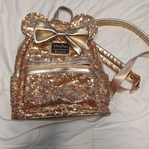 Rose gold Minnie loungefly